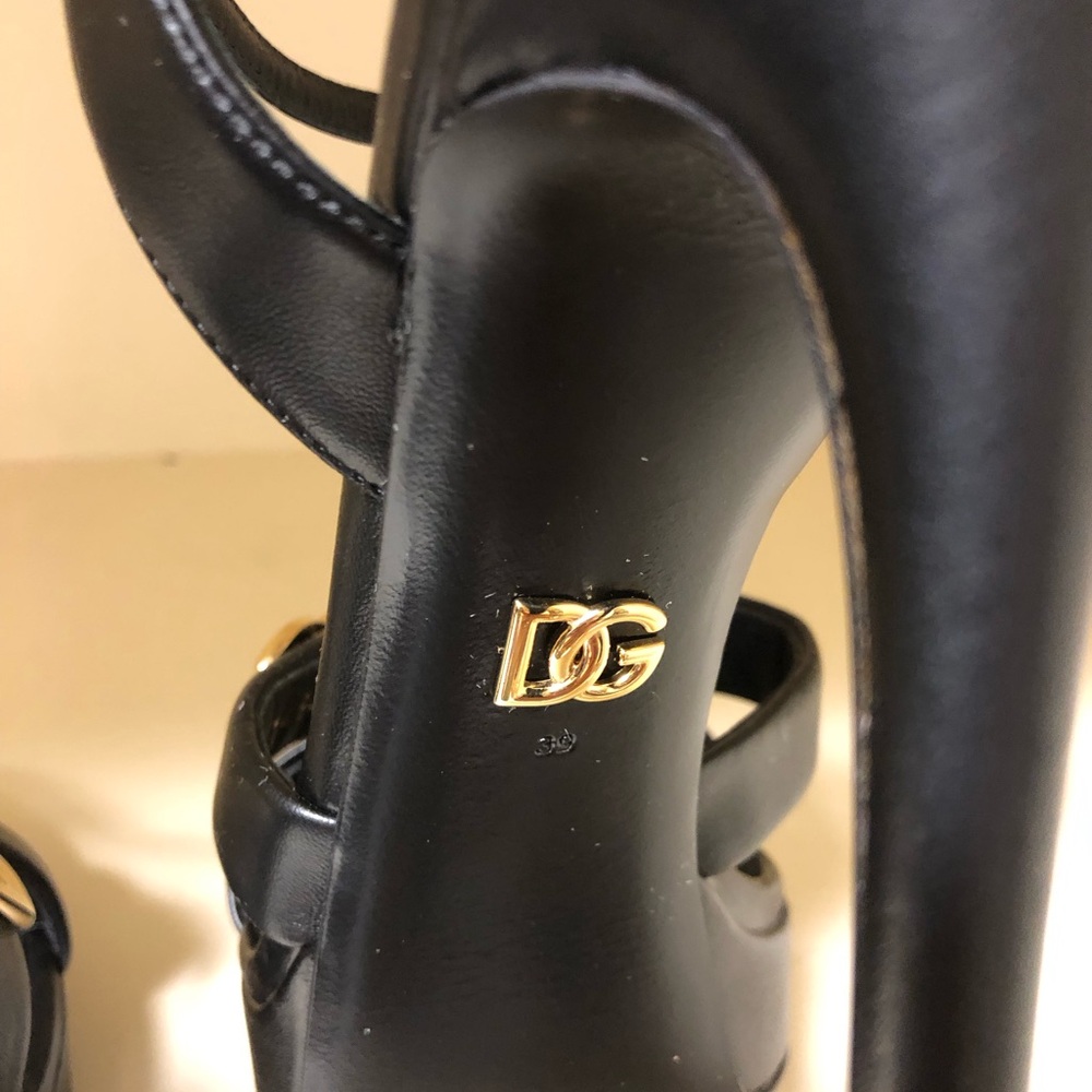Dolce & Gabbana Black and Gold Stiletto Heels with Platform - Picture 5 of 7